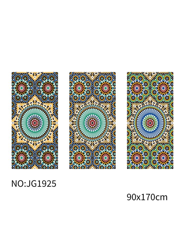 Strandtuch mit mediterranem Mosaikmuster