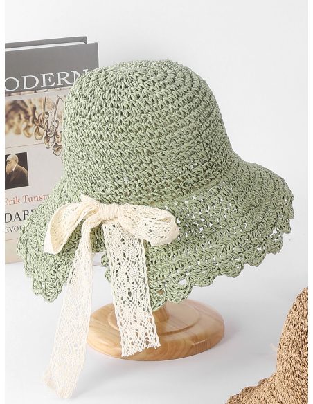 Sombrero de rafia crochet con lazo de encaje