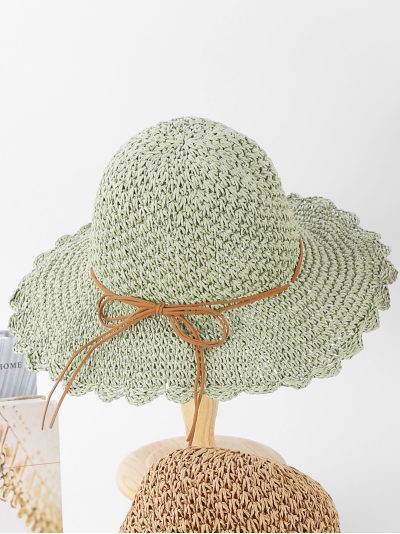 Sombrero de rafia crochet con cordón