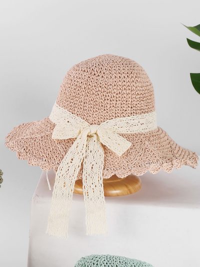 Sombrero de rafia crochet con cinta de encaje