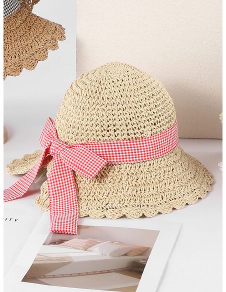 Cappello in rafia con fiocco a quadretti