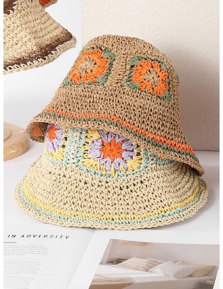 Bob en crochet à carreaux floraux