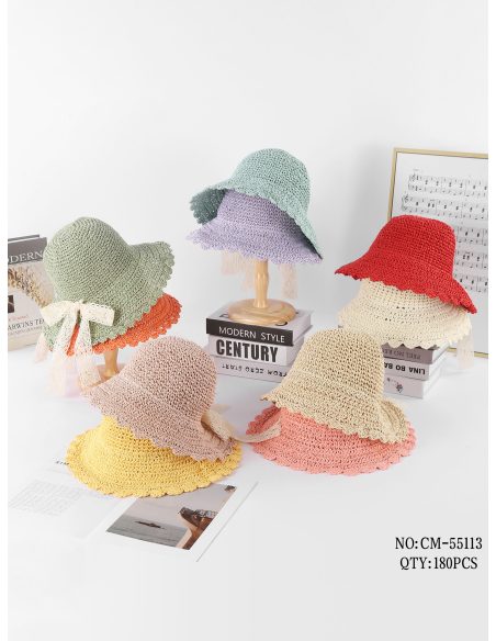 Sombrero de rafia bicolor con ala ondulada y lazo de encaje