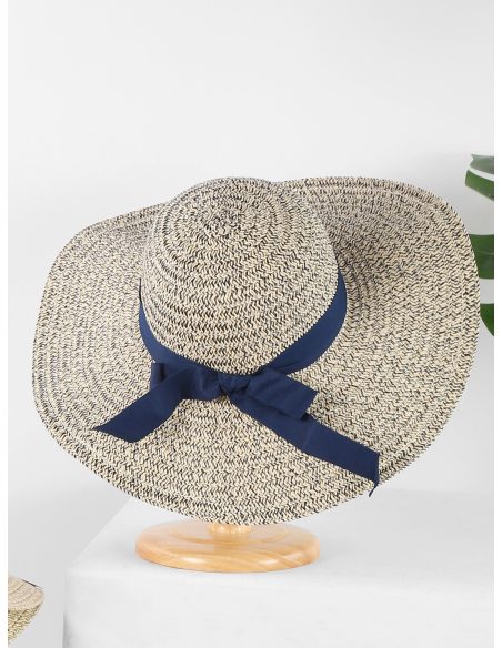 Sombrero de rafia ala ancha con lazo