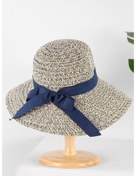 Cappello in rafia con fiocco