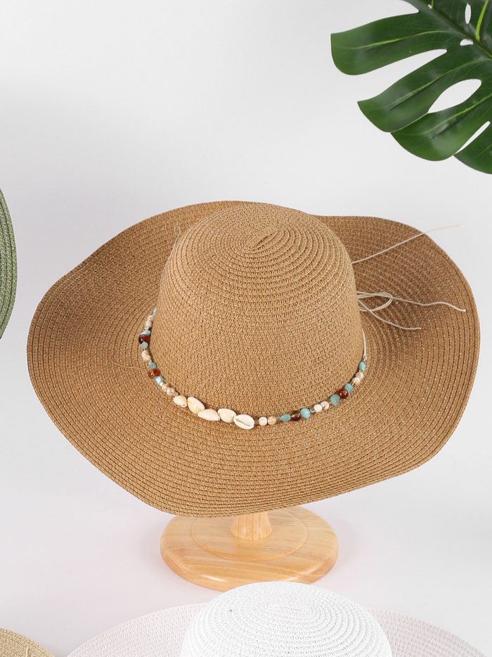 Sombrero de rafia con abalorios multicolor