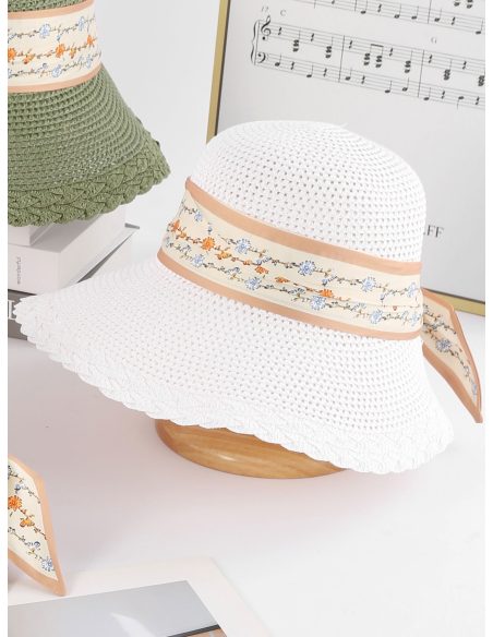 Sombrero de rafia tipo cloche con cinta floral y lazo