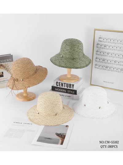 Sombrero de rafia tipo cloche con cordón y detalles metálicos 2