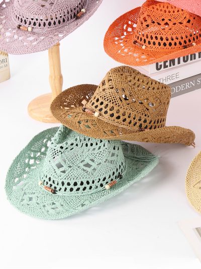 Sombrero de paja estilo cowboy calado con cuentas