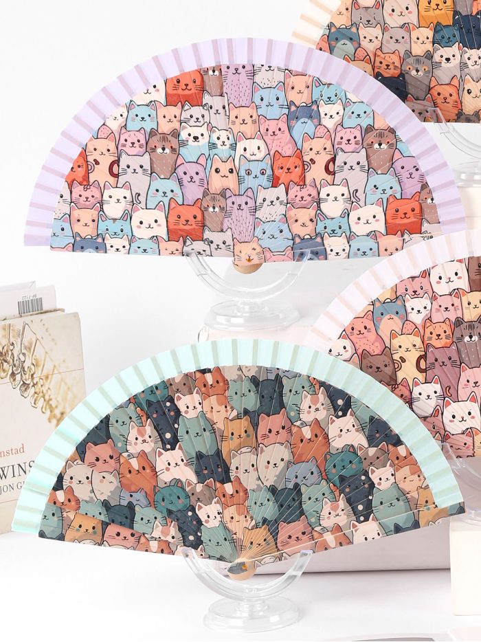 Abanico de madera estampado gatos