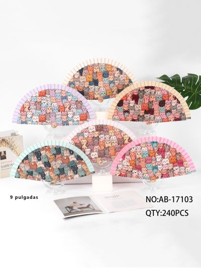 Abanico de madera estampado gatos 2