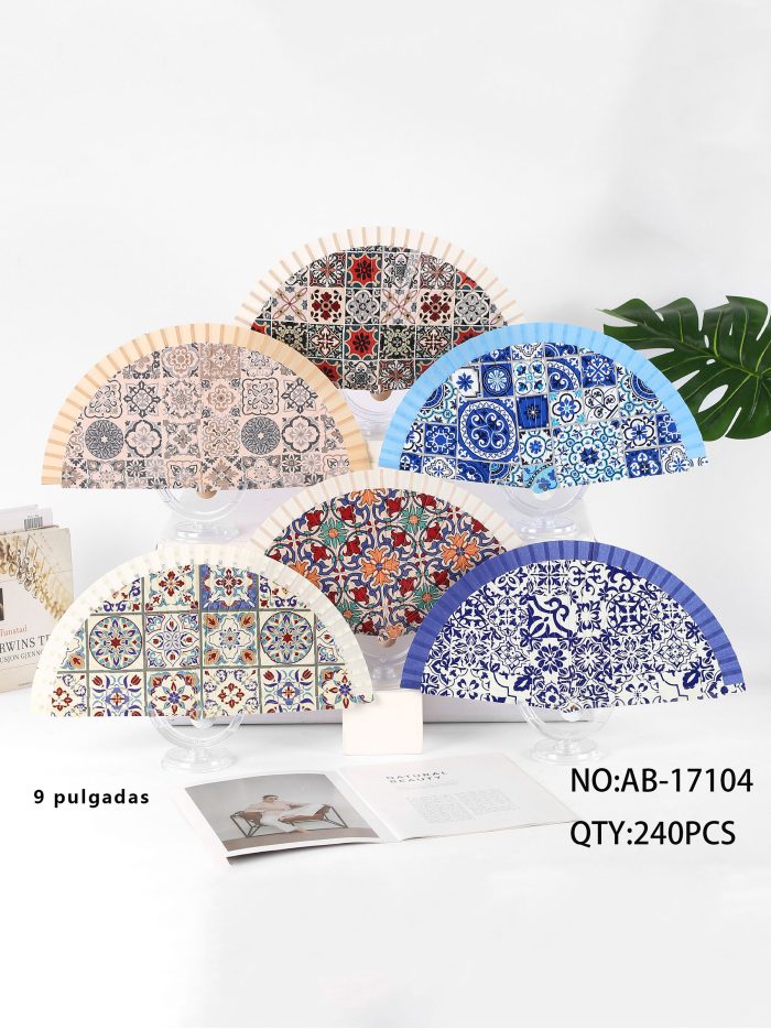 Abanico de madera estampado mosaico