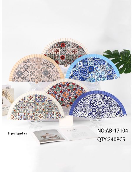 Abanico de madera estampado mosaico