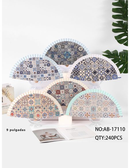 Abanico de madera estampado mosaico