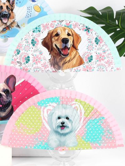 Abanico de madera estampado perros