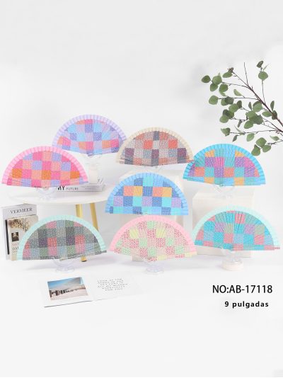 Abanico de madera estampado patchwork 2