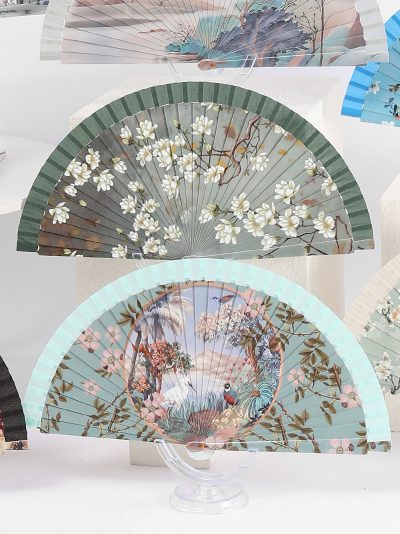 Abanico de madera estampado paisaje oriental
