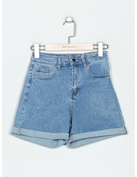 Short denim