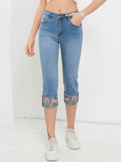 Jeans pirata bordado