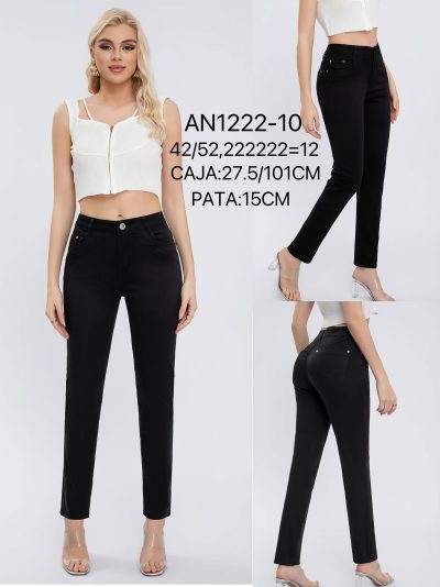 Pantalón stretch bolsillo bordado talla grande 2