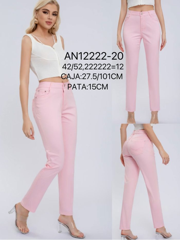 Pantalón stretch bolsillo bordado talla grande