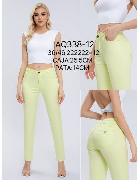 Pantalón stretch bolsillo detalle metálico
