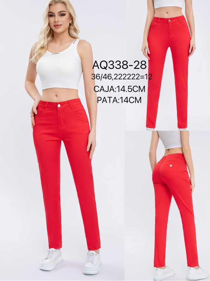 Pantalón stretch bolsillo detalle metálico