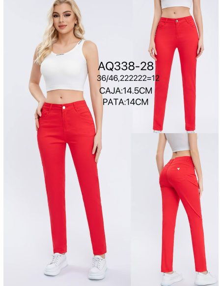 Pantalón stretch bolsillo detalle metálico