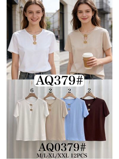 T-shirt à encolure en goutte d'eau avec détail de bouton doré 2