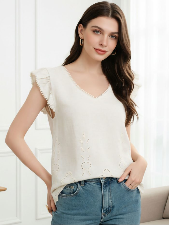 Top lino calado escote pico y volante