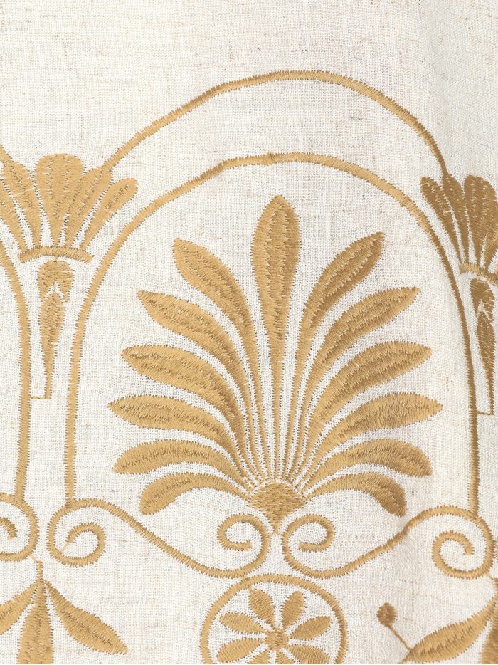 Blusa lino con bordado ornamental y escote pico