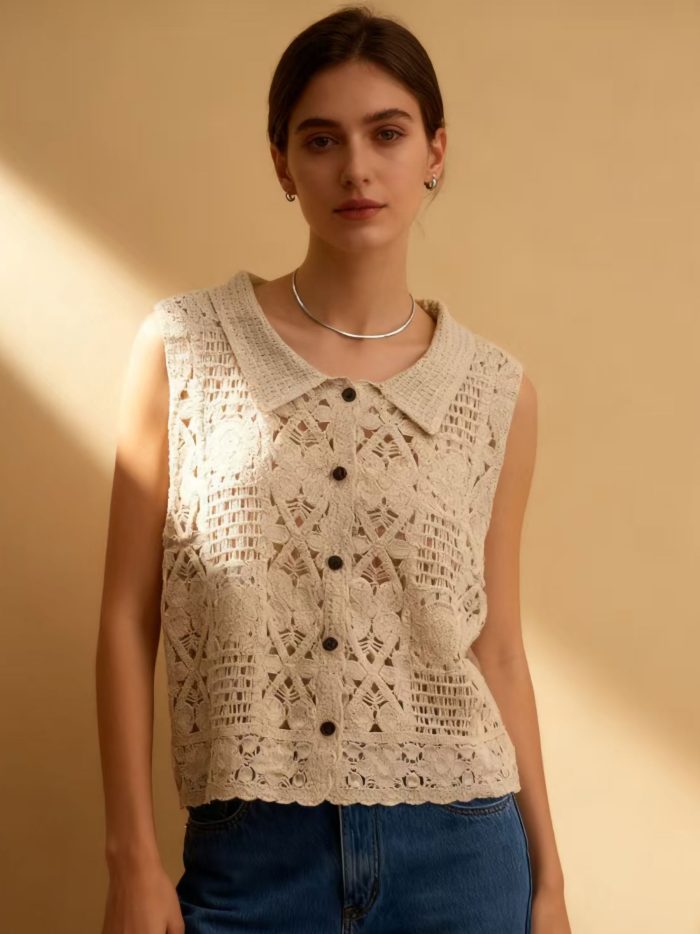 Chaleco de crochet con cuello solapa y botones