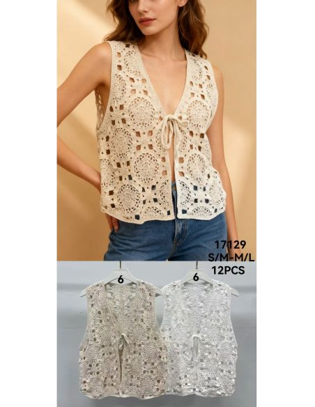 Chaleco de crochet calado con lazada