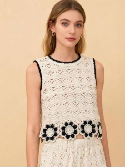 Top de crochet con cenefa floral