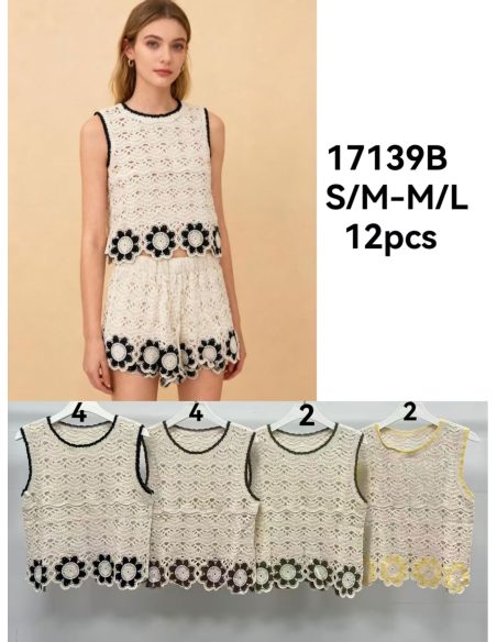 Top de crochê com borda floral