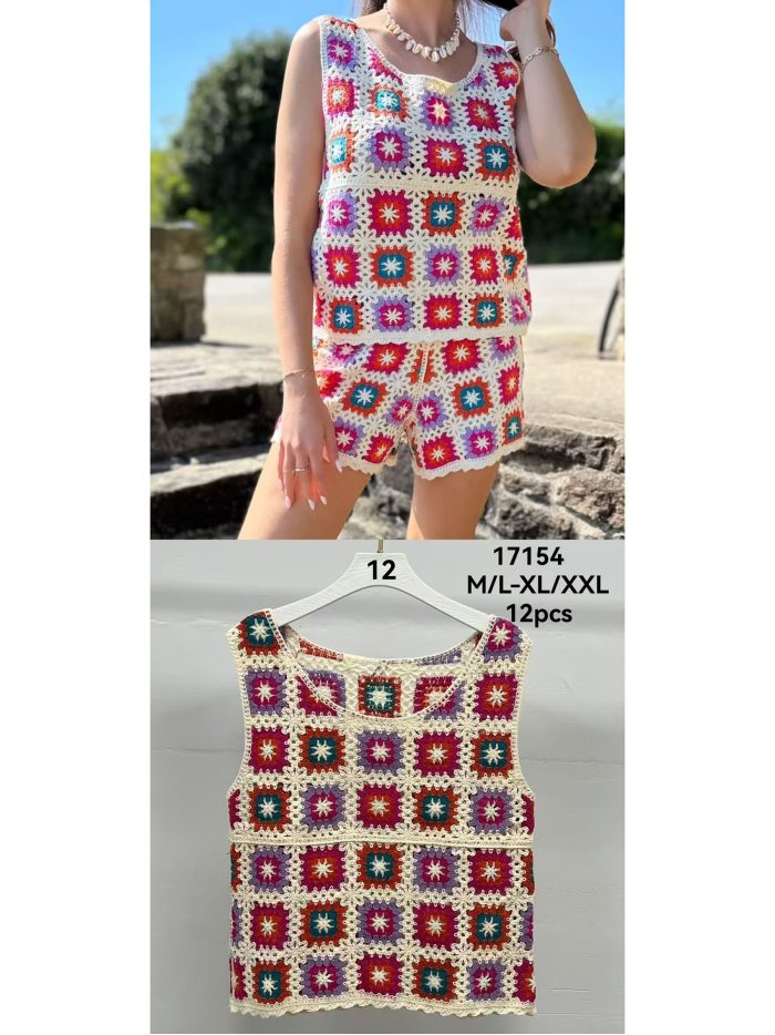 Top all'uncinetto multicolore