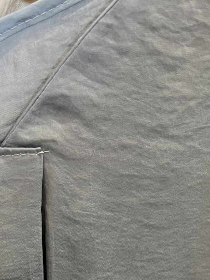 Blusa effetto seta con scollo a V