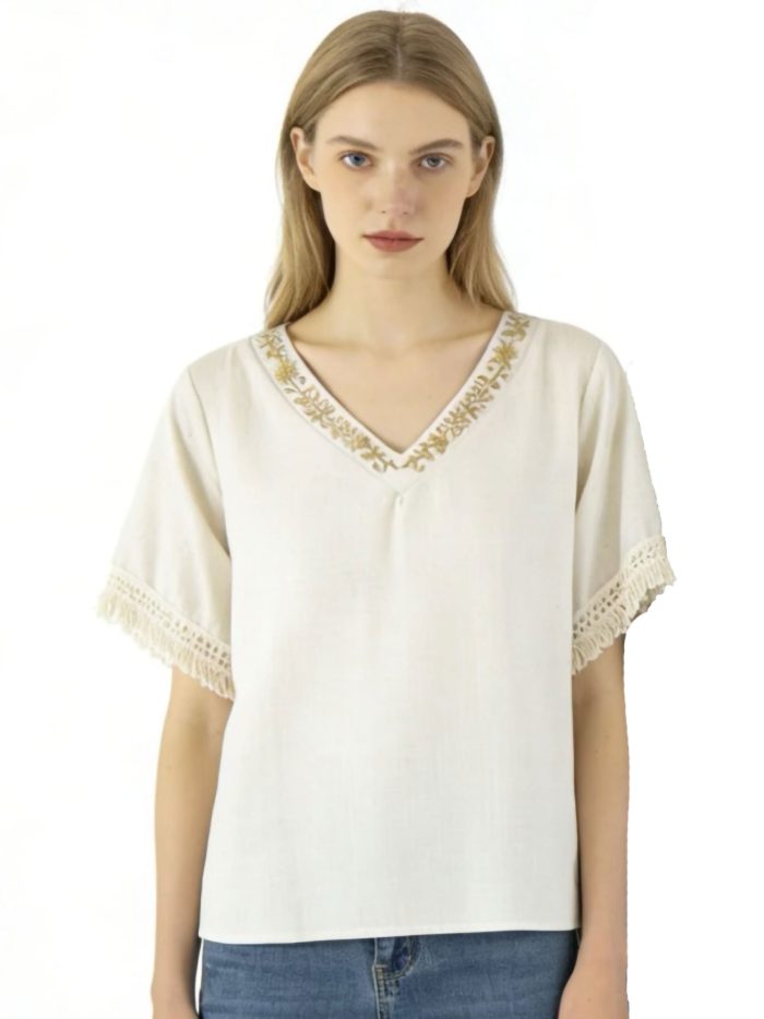 Bluse in Leinenoptik mit V-Ausschnitt und Spitze