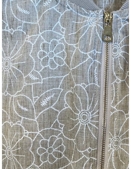 Cazadora bomber efecto lino con estampado floral