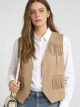 Chaleco de antelina con flecos y tachas