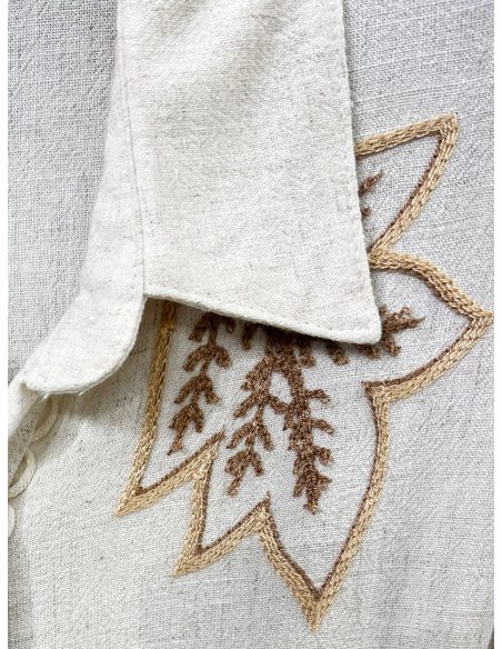 Vestido camisero midi de lino bordado