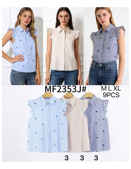 Camisa listrada sem mangas com corações bordados