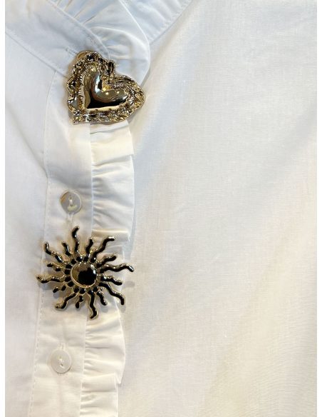 Baumwollbluse mit Rüschen und Zierknöpfen