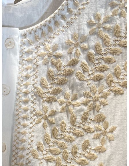 Bestickte Bluse mit Rüschen an den Schultern