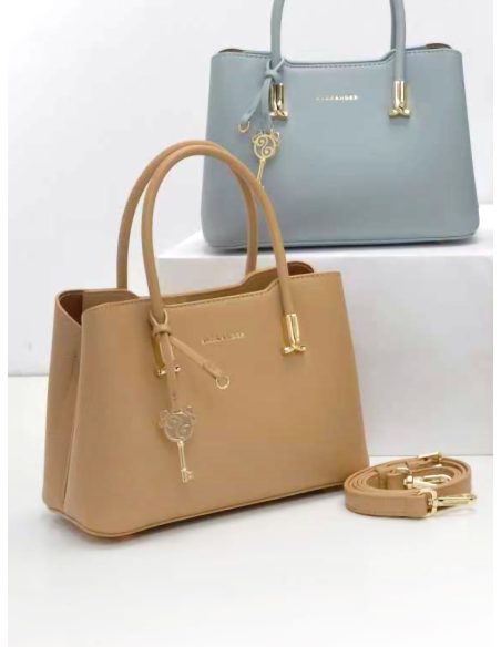 Bolso tote mini con colgante decorativo