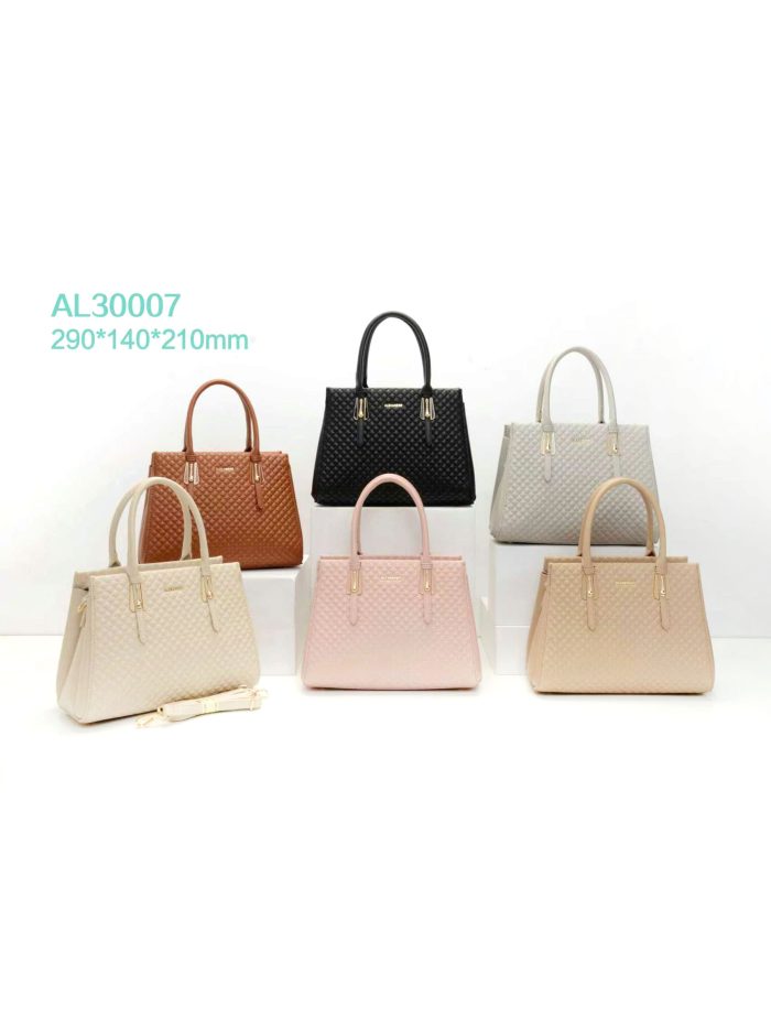 Bolso tote acolchado detalle asa