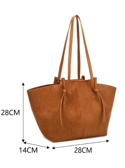 Bolso tote trapezoidal efecto ante con tiras ajustables