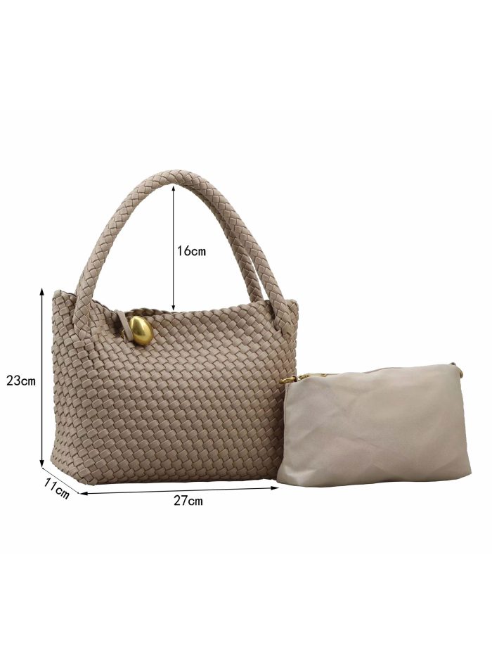 Bolso tote trenzado con cierre metálico y neceser