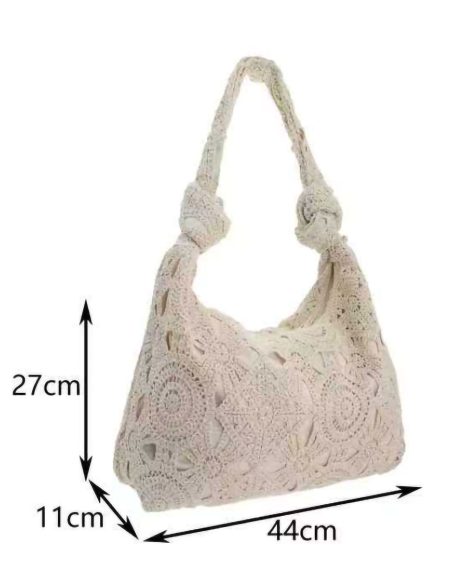 Bolso de hombro de crochet con asa anudada