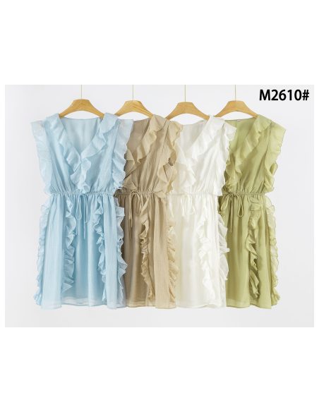 Vestido corto de gasa con volantes y cinturón